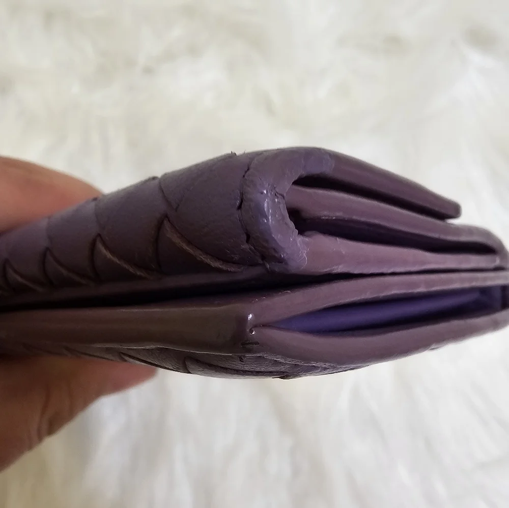 💕🎶🎉HOST PICK🎉🎶💕Authentic Bottega Veneta Intrecciato long wallet - Picture 15 of 17